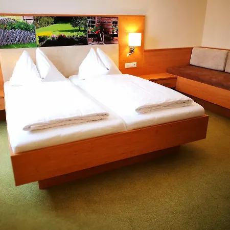 Otel Restaurant Zum Schwan Schwanberg