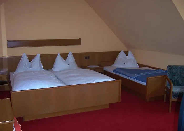 Restaurant Zum Schwan Отель Schwanberg