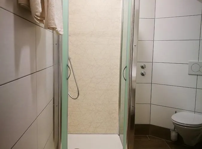 Restaurant Zum Schwan Отель Schwanberg